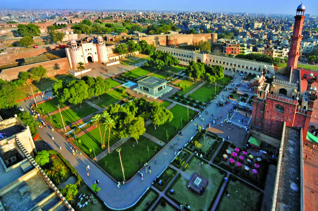 Badshahi mosque lahore